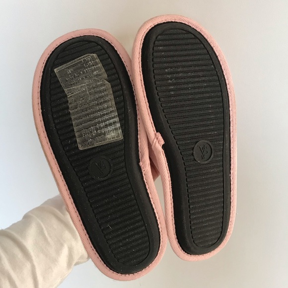 VICTORIA SECRET | PINK POMPOM SLIPPERS - Picture 3 of 3
